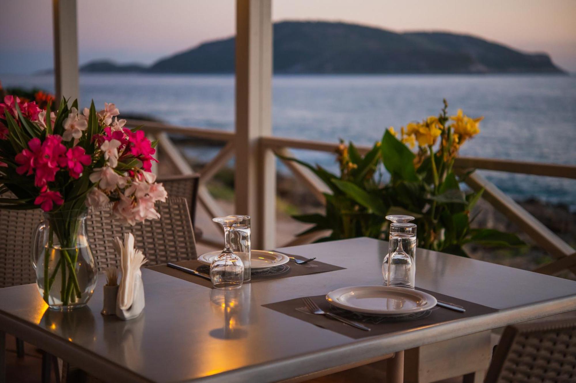 Mesogeios Hotel Marathopoli Dış mekan fotoğraf